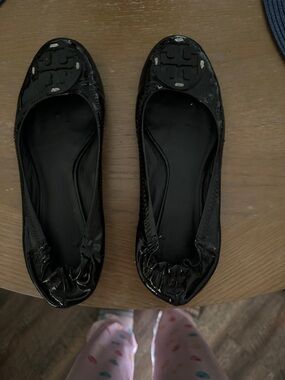 Tory Burch Black Patent Leather Logo Ballet Flat